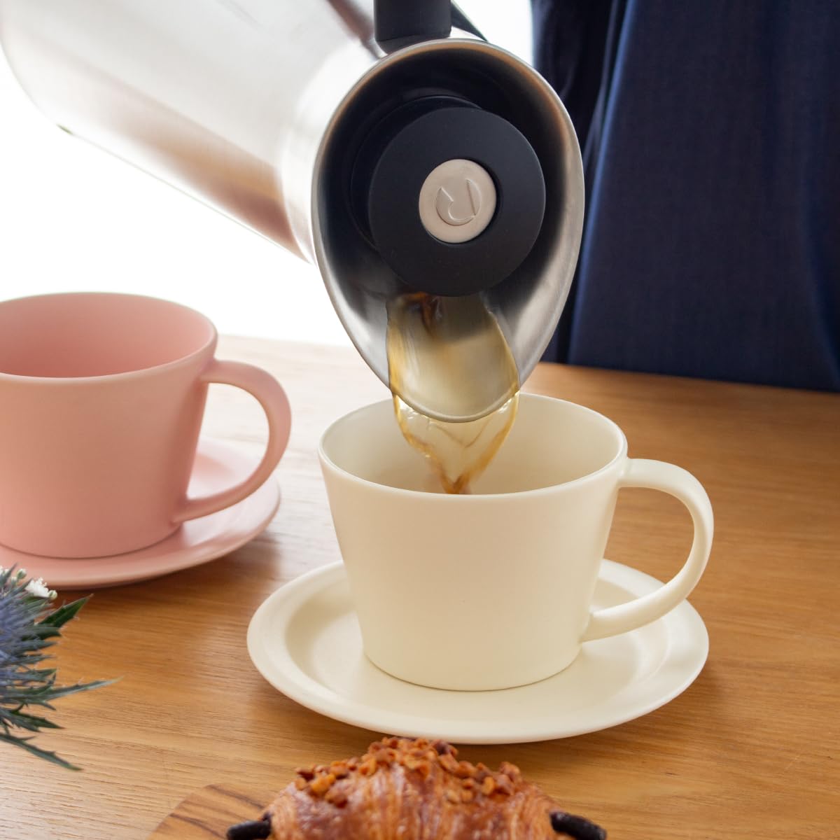 Rosendahl Isolierkanne 1,0 l Grand Cru klassisches Design Tastenfunktion, Stahl