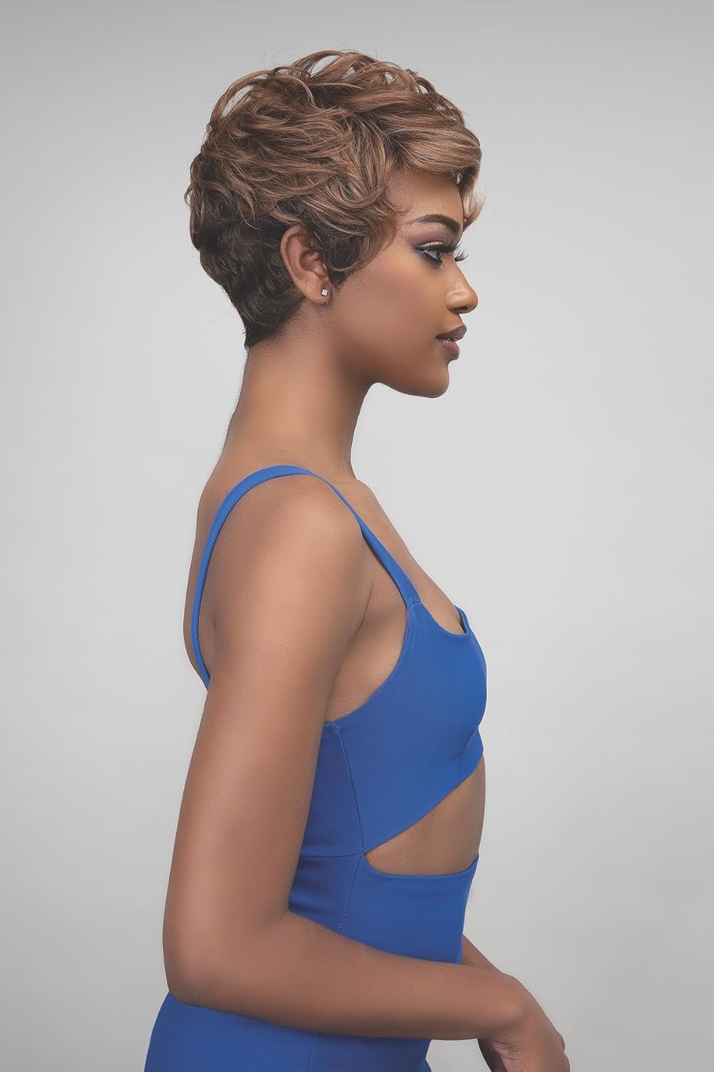 Ms.Auntie Serena Wig, Boycut style, office look, salon finished look (1B)