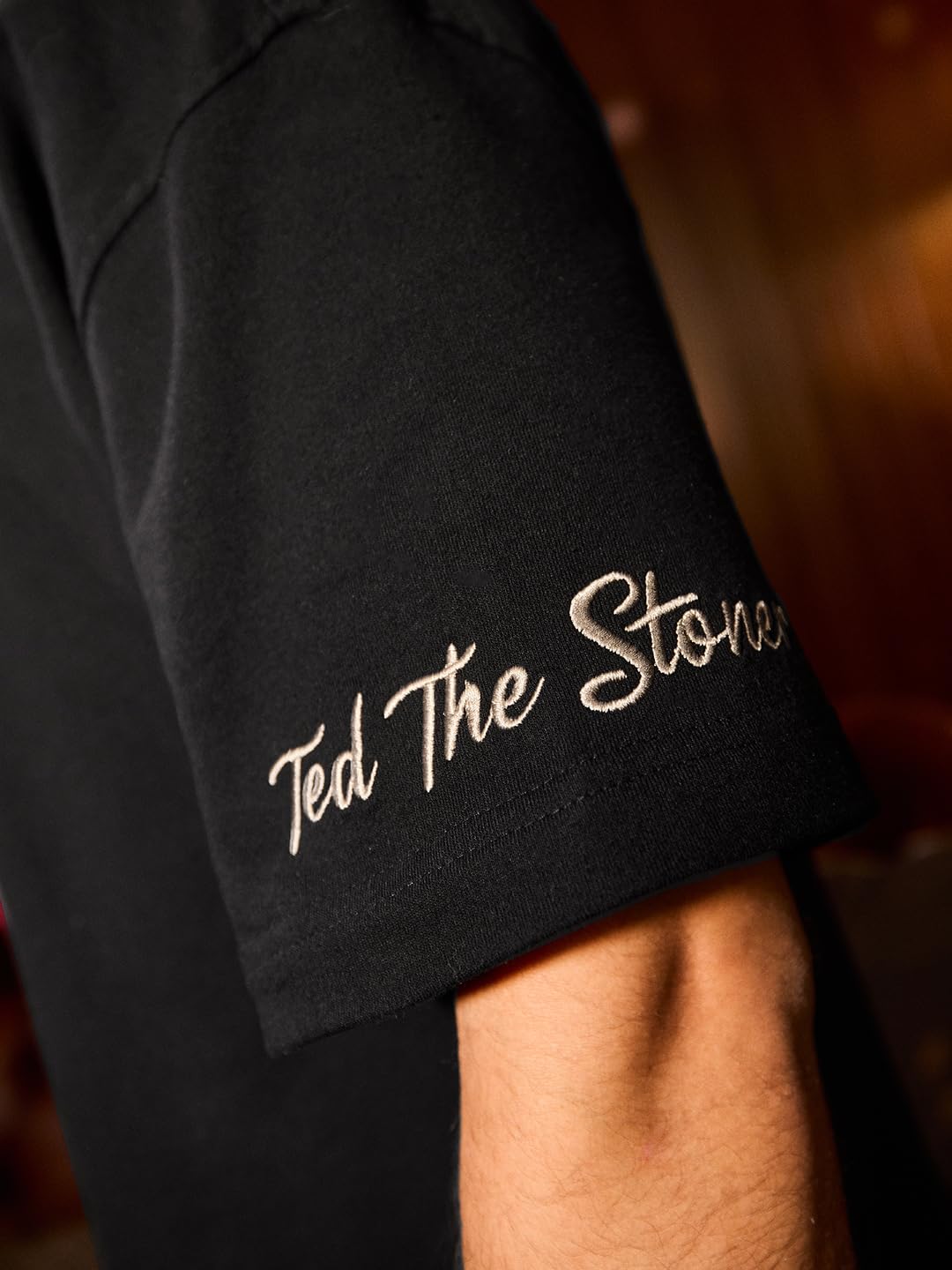 The Souled Store Ted The Stoner męski i chłopięcy bawełniany t-shirt z krótkim rękawem, okrągły dekolt, czarny