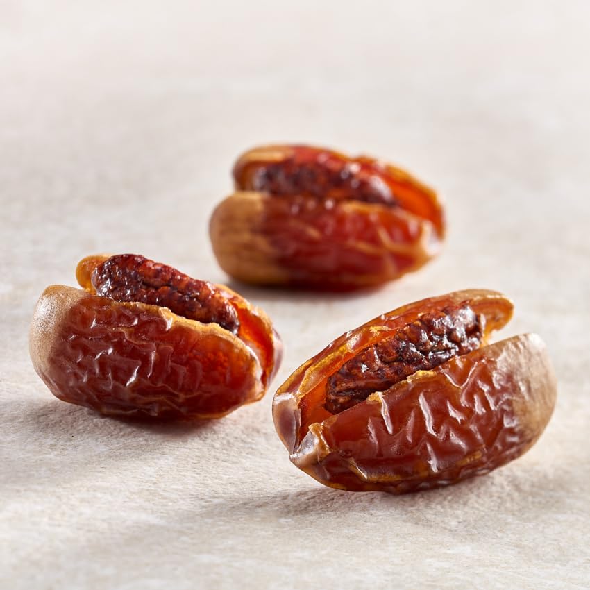 Sponsored Ad – Bateel Segai Premium Dates Filled with Caramelised Pecan Ballotin