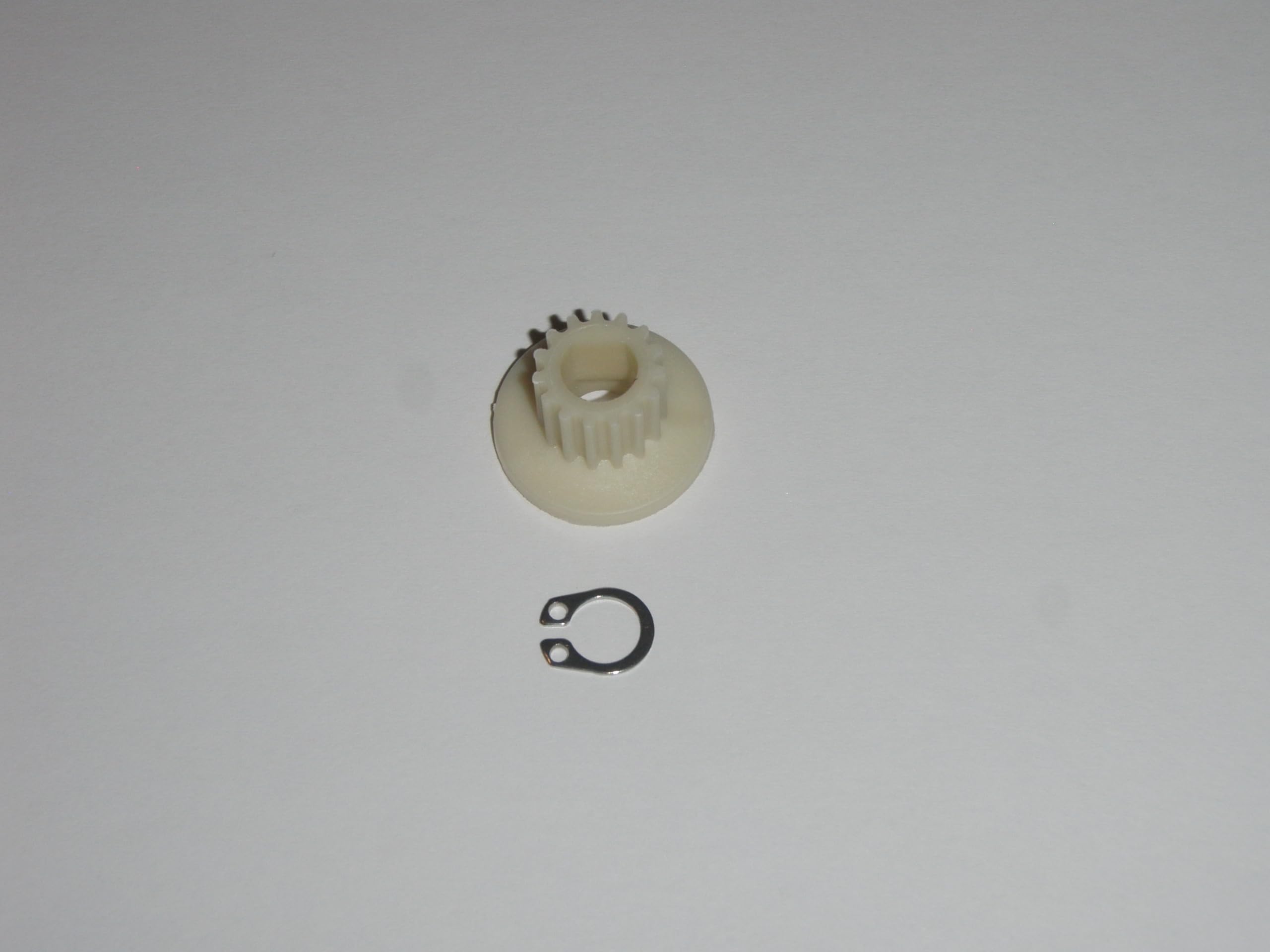 Small Gear for Sunbeam Bread Maker Model 5891 only