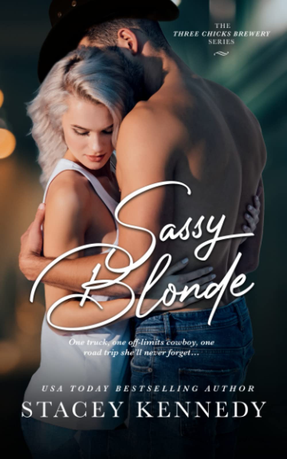 Sassy Blonde: 1 (Three Chicks Brewery)