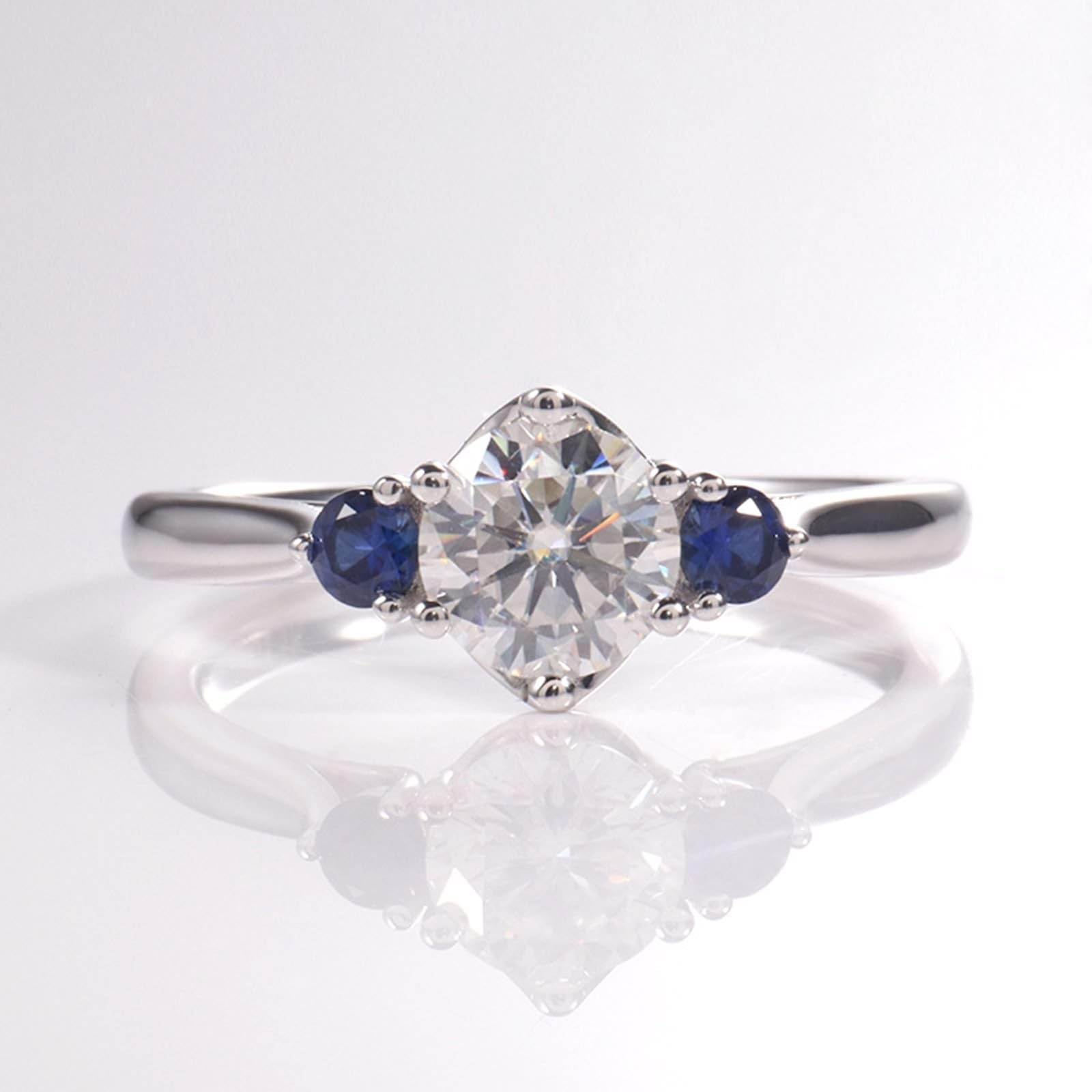 AMDXD Echtschmuck 9K/14K/18K Weißgold Eheringe, Klassiker Antragsring mit Moissanit Weiß Blau, Partnerringe Weiß Gold Au 375/585/750, Gr.47-62