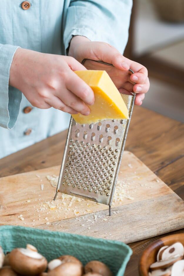 Stainless Steel Kitchen Grater 3 Way Flat Hand Grater Cheese Nutmeg Zest with Handle, Sharp Teeth Carrot Potato Peeler Fruit Vegetable Cheese Slicer - Image 3
