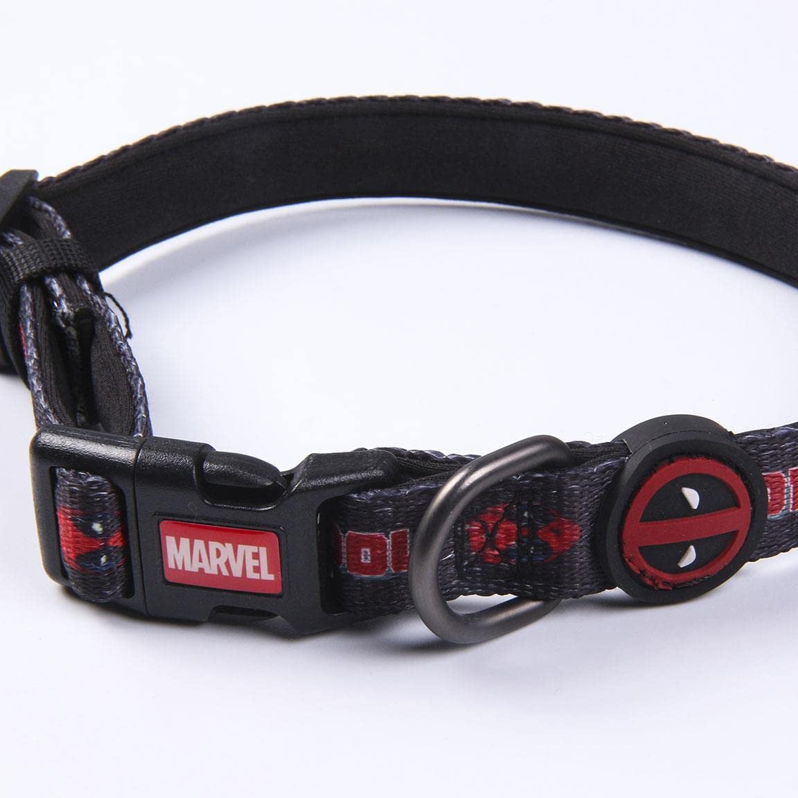 CERDÁ LIFE'S LITTLE MOMENTS - For Fan Pets | DeadpoolDog Collar Dogs - Official Marvel Comics Licensed, multicoloured