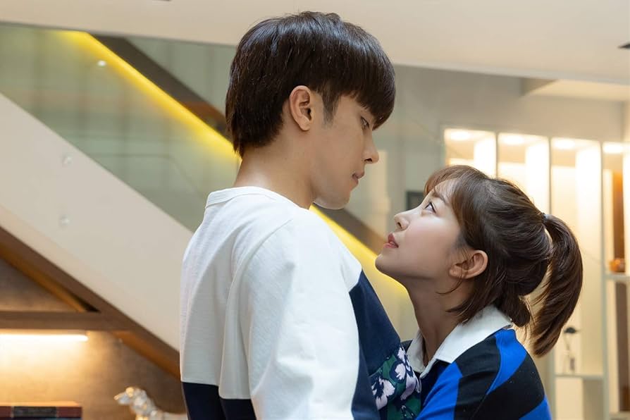 私は道で芸能人を拾ったDVD-BOX1&2＊ソンフン＊韓国ドラマ Amazon.co.jp: 私は道で芸能人を拾った DVD-BOX1 : ソンフン