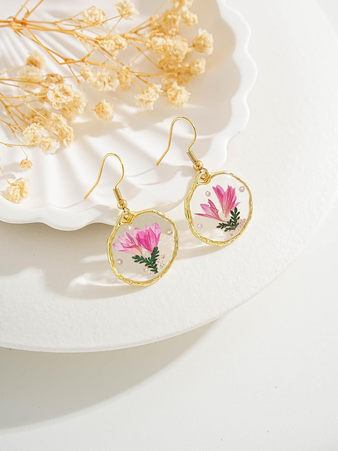 Real Flower Earrings for Women, Christmas Jewelry Gifts, Handmade with Delicate Pressed Flowers, Meaningful and Elegant Present for Her, Boho Nature-Inspired Earrings