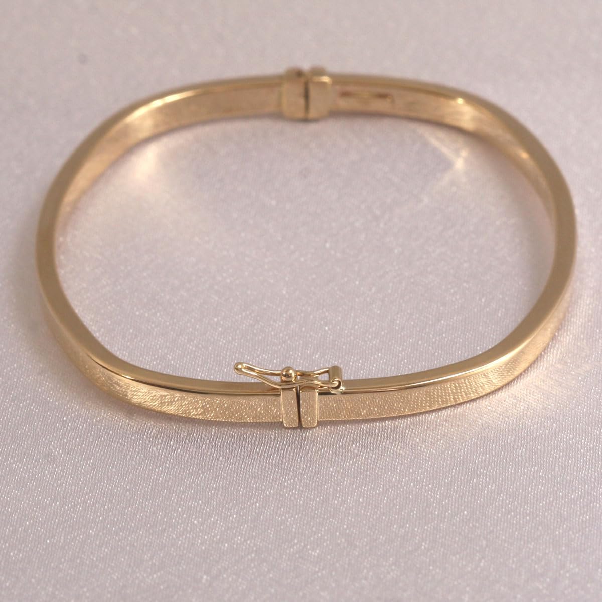 Rodium - Goldene Armband, 14 Karat Gold/ 585er Feingehalt, Modernes Design, Idealer Goldener Schmuck für Damen - 65 mm Innendurchmesser