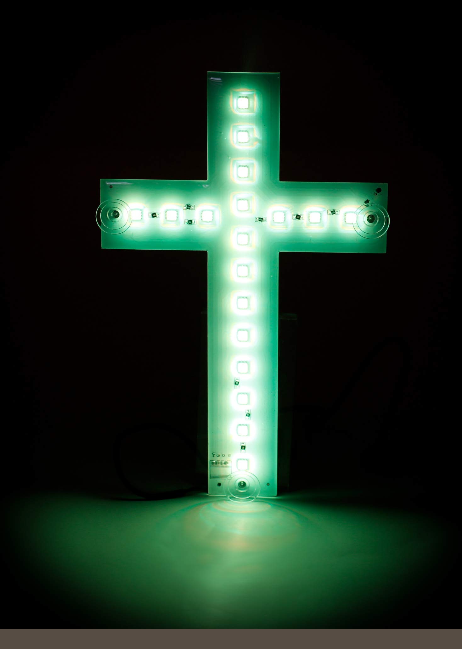 All Ride Kreuz Leuchte 24 Volt mit 18 LEDs Multi-Color für die LKW Fahrerkabine, Trucker Innenaustattung