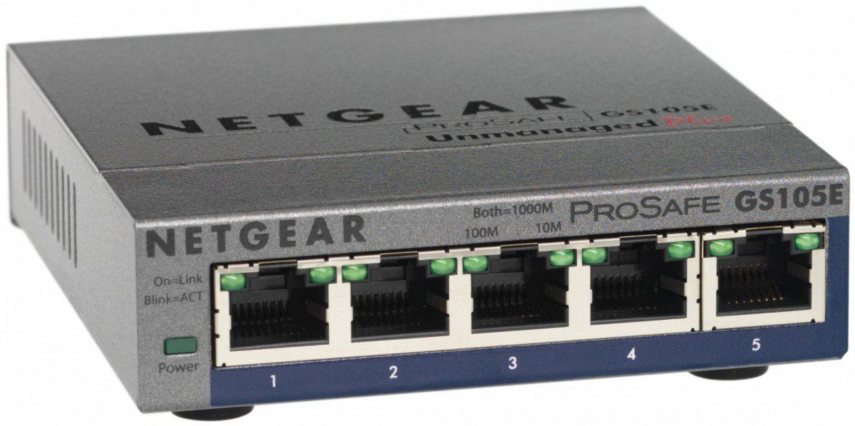NETGEAR 5 Port Gigabit Ethernet Switch (GS105E) | Managed Network Switch | Ethernet Splitter | Desktop or Wall Mount