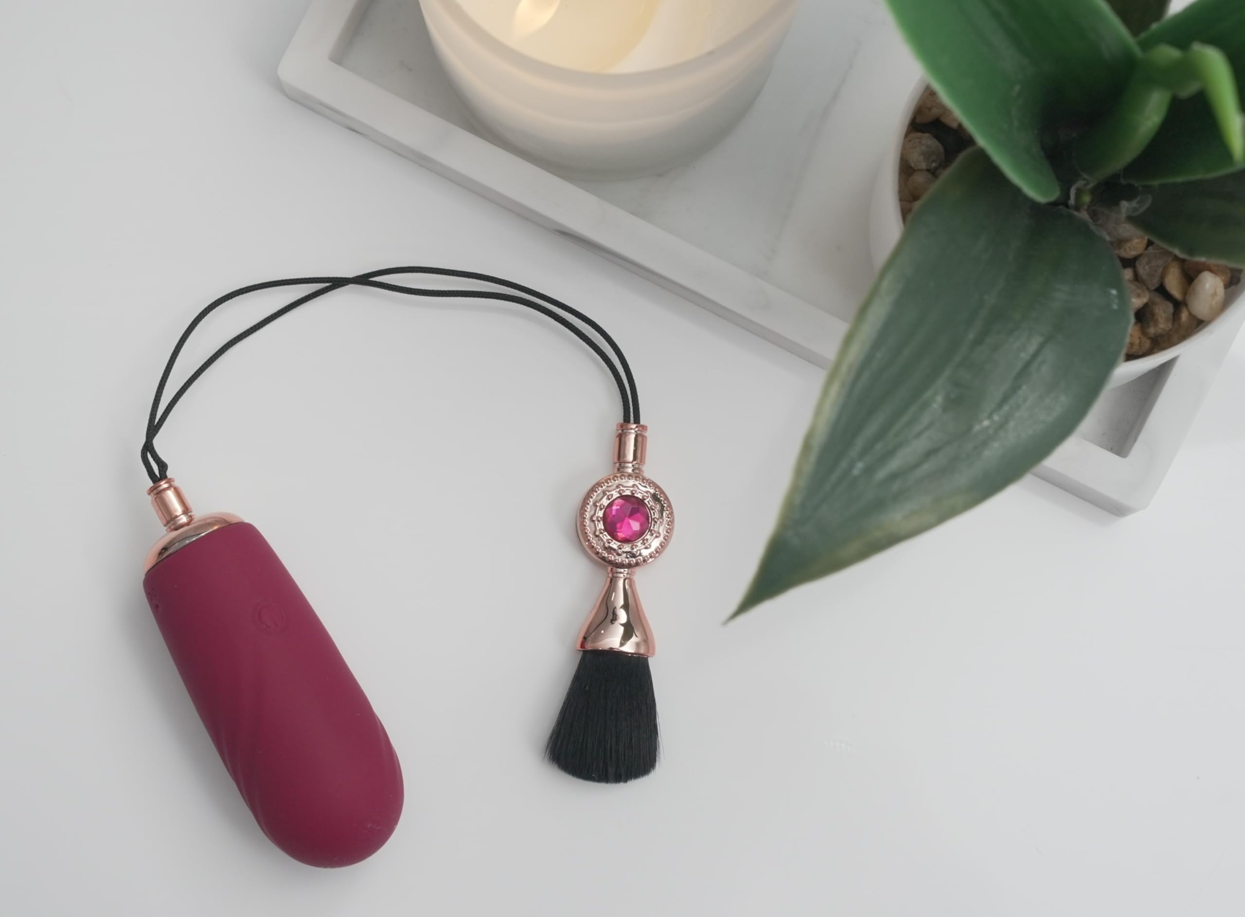 Le Rubis – Œuf Vibrant Femme à Distance | Vibro Télécommande | 12 Modes & Fonction Chauffante | Silicone Médical Étanche | Unlimited Pleasure Secret