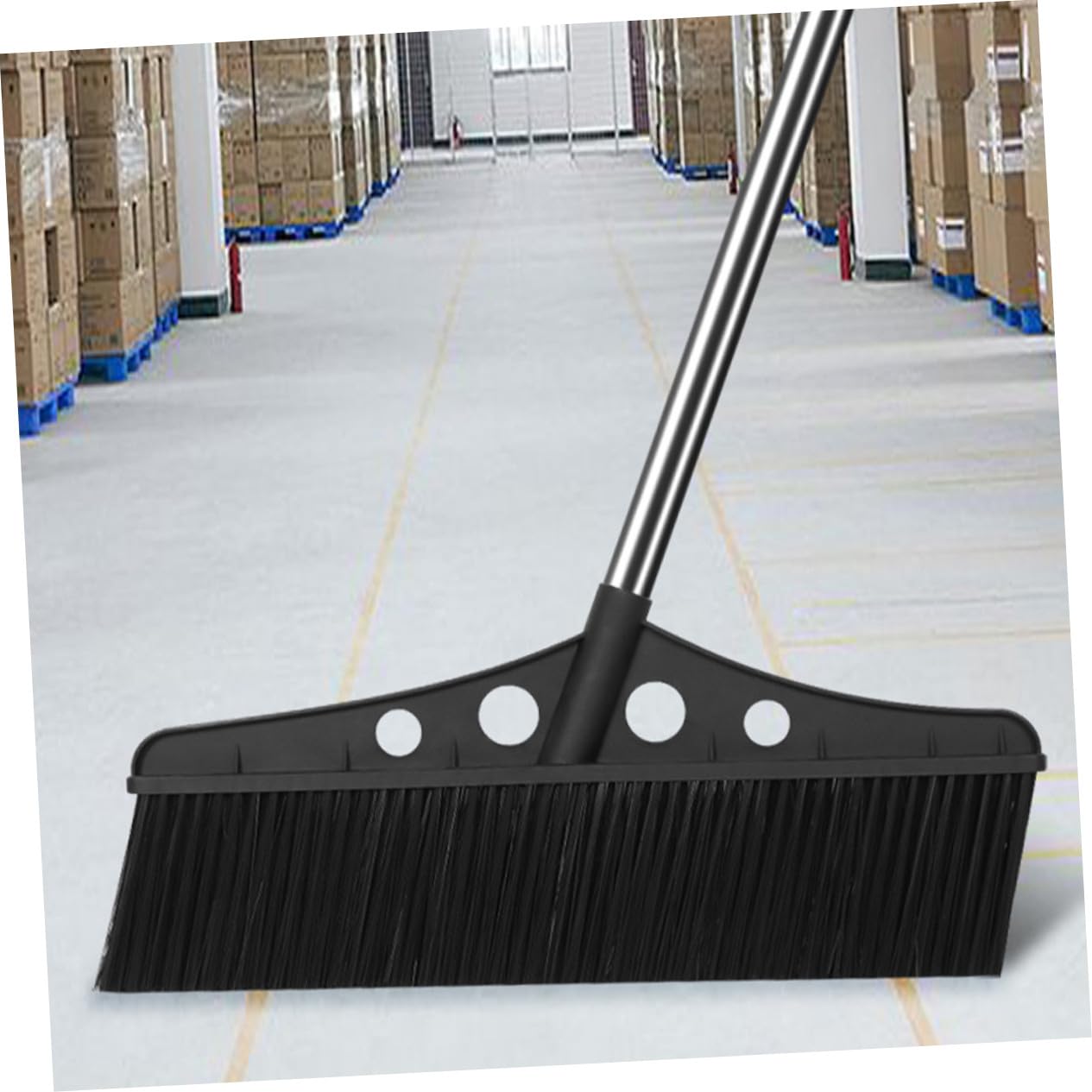 Scopa da Giardino in Acciaio Inossidabile Larga e Setole in Nylon Nera con Impugnatura Confortevole per Pulizia Efficiente di Patio e Decking Esterni