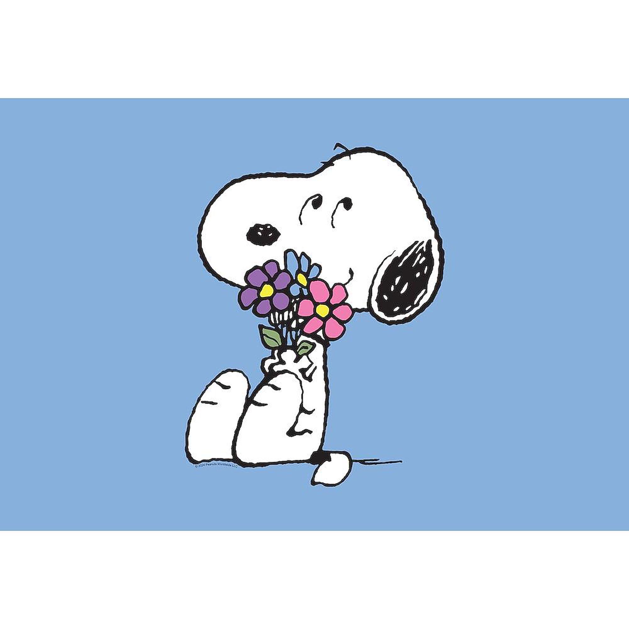 Amazon.com: CafePress Snoopy with A Flower Bouquet Standard Size