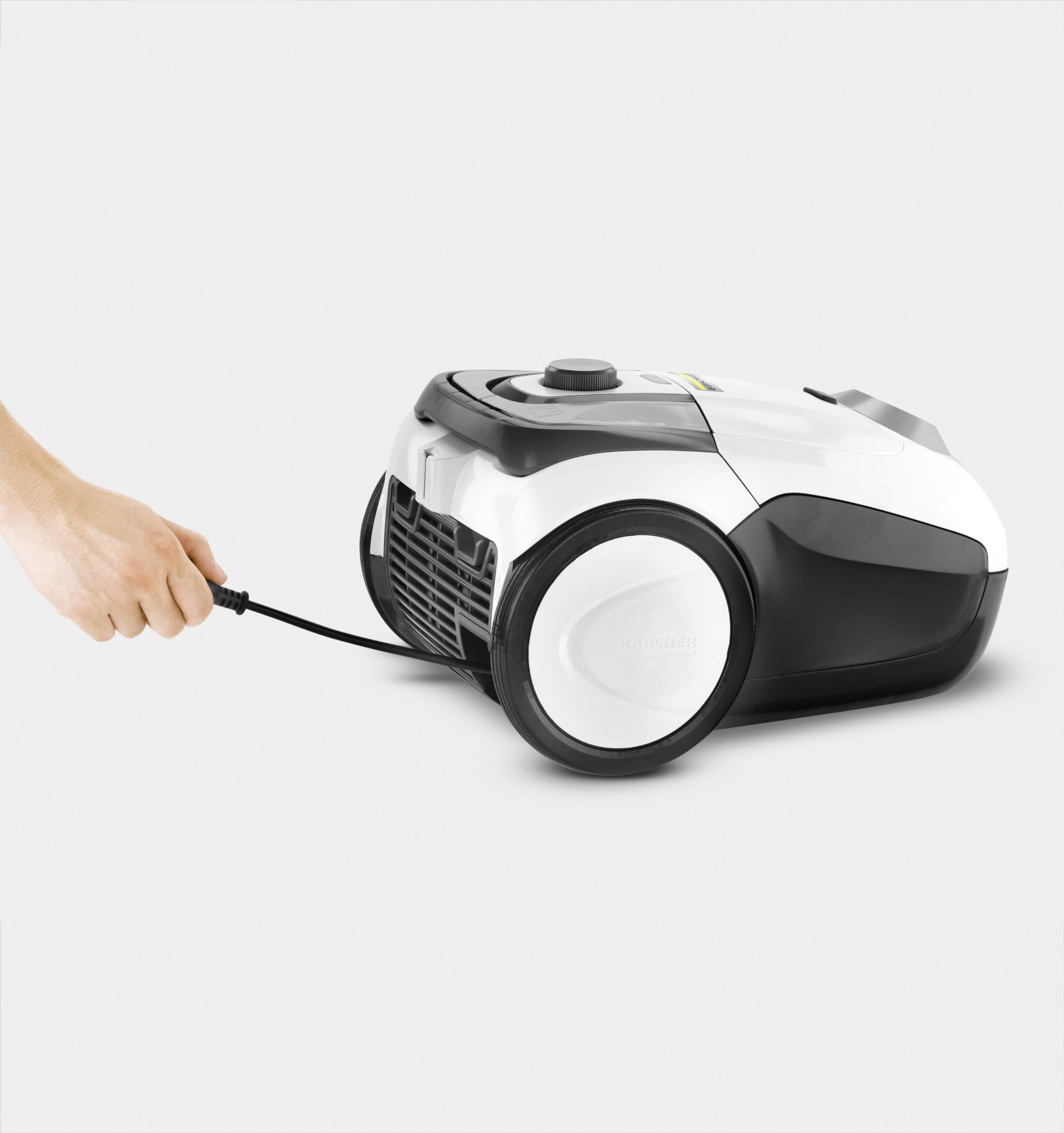 KÄRCHER Aspiradora VC 2 con Bolsa de Filtro, Capacidad de Absorción: 700 W, Radio de Acción: 7,5 m, Peso: 5,1 kg, Filtro HEPA 13, Boquilla Suelos Conmutable, Boquilla para Ranuras, Pincel de Muebles