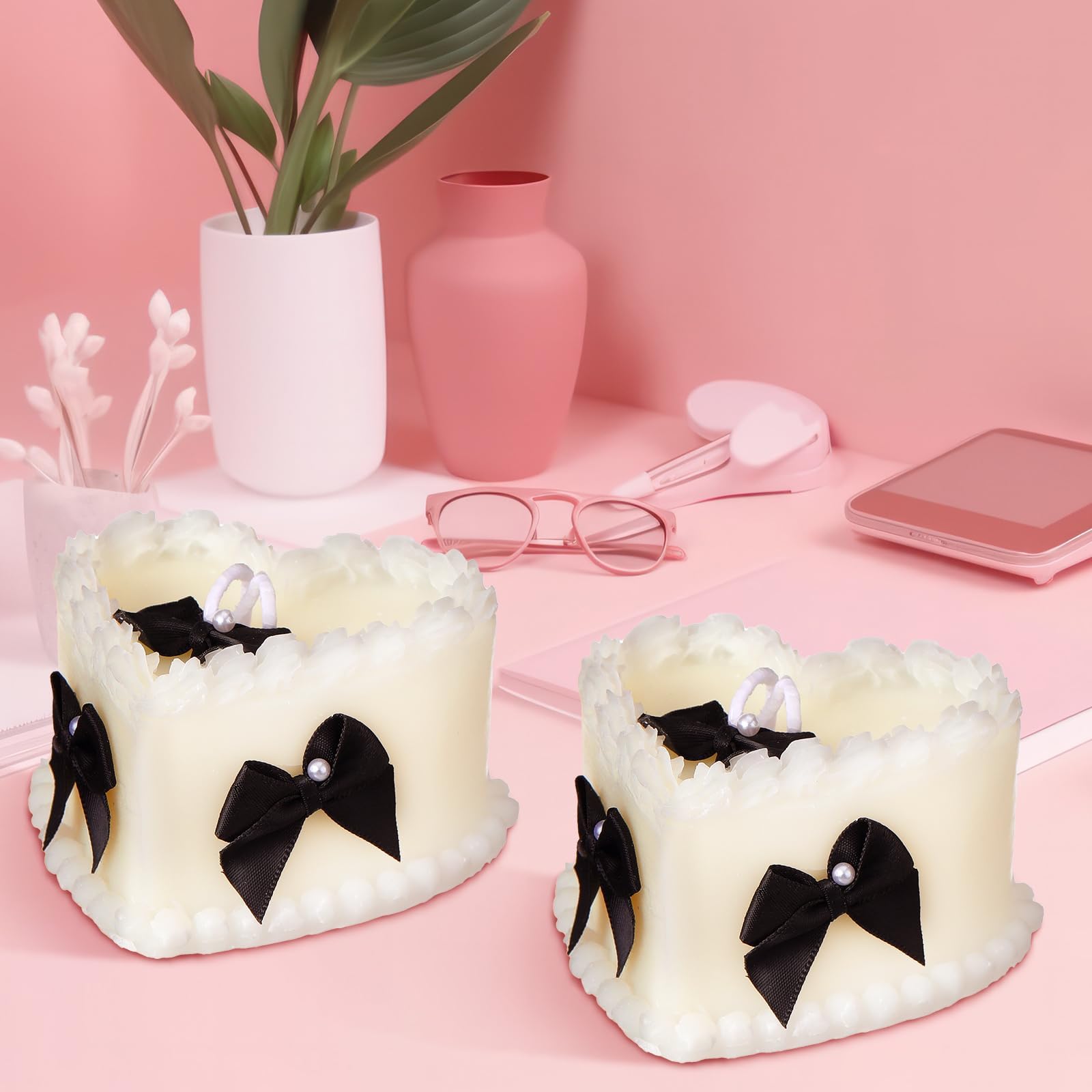 2 Pcs Black Bow Heart Candles Coquette Party Cute Supplies Bow Party Decorations Soy Wax Scented Candle Gift for Coquette Bachelorette Wedding Bridal Baby Shower Birthday Cake Supplies