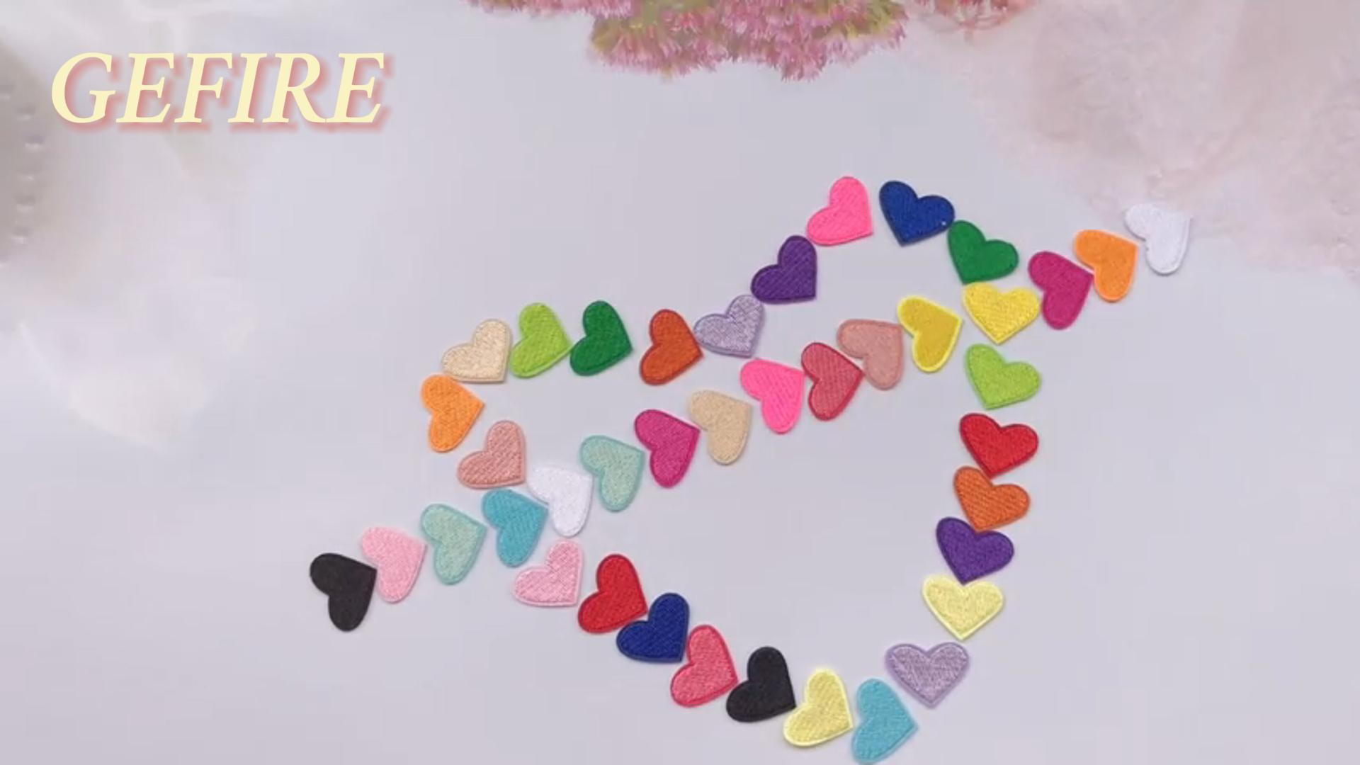 Toppe Termoadesive 56 Pezzi - Per Abbigliamento, Zaini, Decorazione E Rammendo, Forme Cuore E Stella - Foto 14