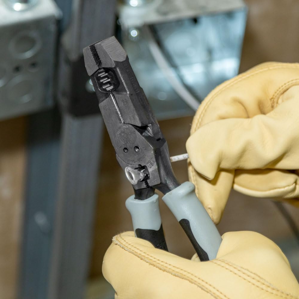 Klein Tools J2159CRTP Alicates de corte lateral, fabricados en Estados Unidos, alicates híbridos Journeyman de alto apalancamiento de 9 pulgadas con crimpadora, extractor de cinta de pescado y