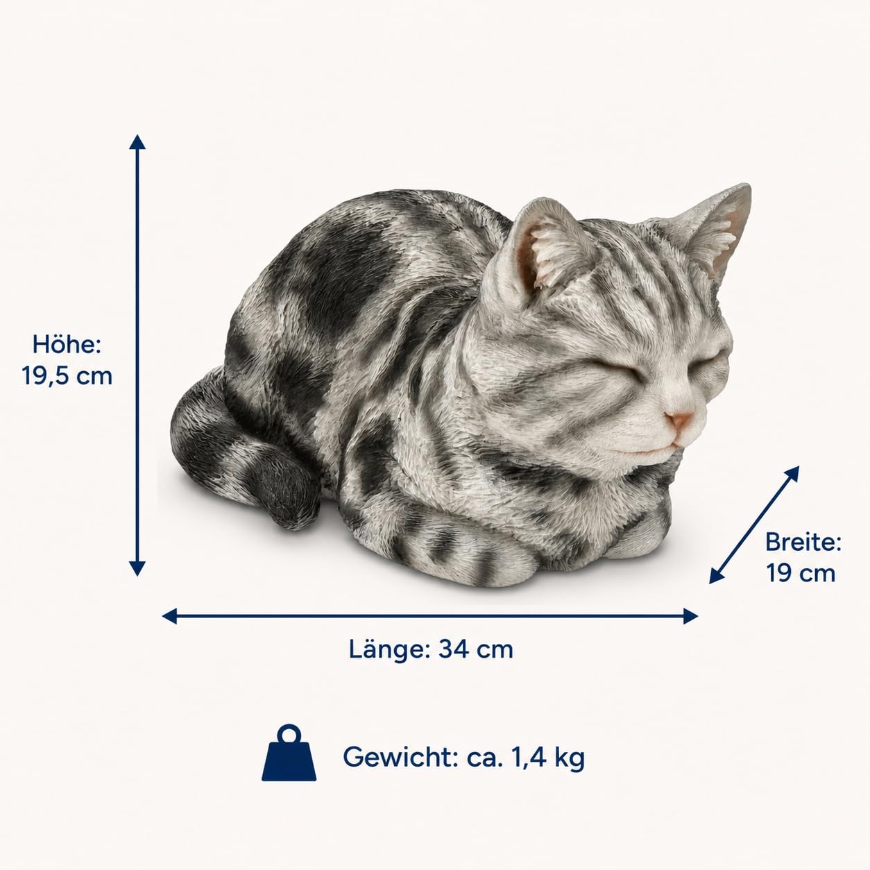 Figuren Shop GmbH Katzenfigur schlafend 34 cm – liegende Tigerkatze grau getigert aus Polyresin, handbemalt und wetterfest – Tierfigur für Garten, Beet, Terrasse und Wohnzimmer