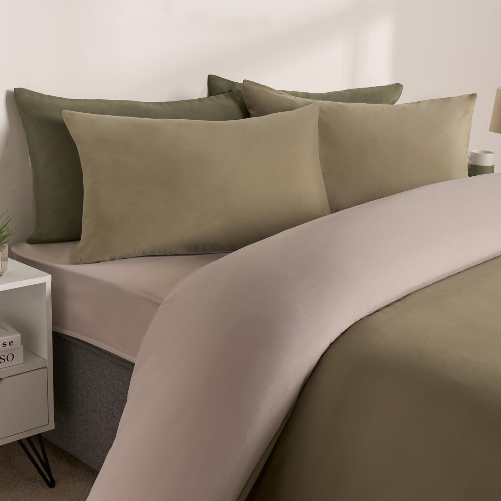 Brentfords Duvet Cover Set - Natural/Sage Double Bed Duvet Covers Reversible, Microfibre Double Bedding Quilt Covers With Pillowcases Quilt Covers Luxury Super Soft Comfy, Natural