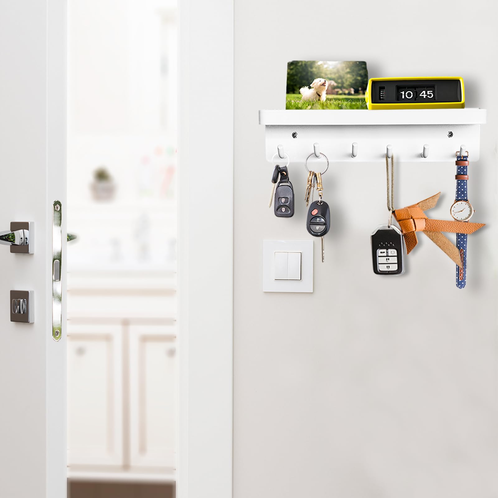 Echehi 6 Ganchos Cuelga Llaves Con Estanteria, la Multifuncional Autoadhesivo a Prueba de óxido Metal Colgador Llaves Pared Adecuado para Entrada, Cocina, Oficina, Baño y sala de estar (Blanco)