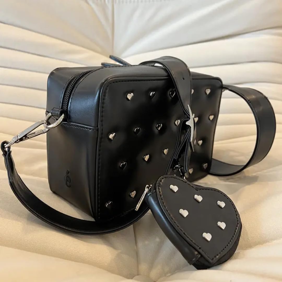 Amazon.co.jp: epine é Heart pouch shoulder strap bag