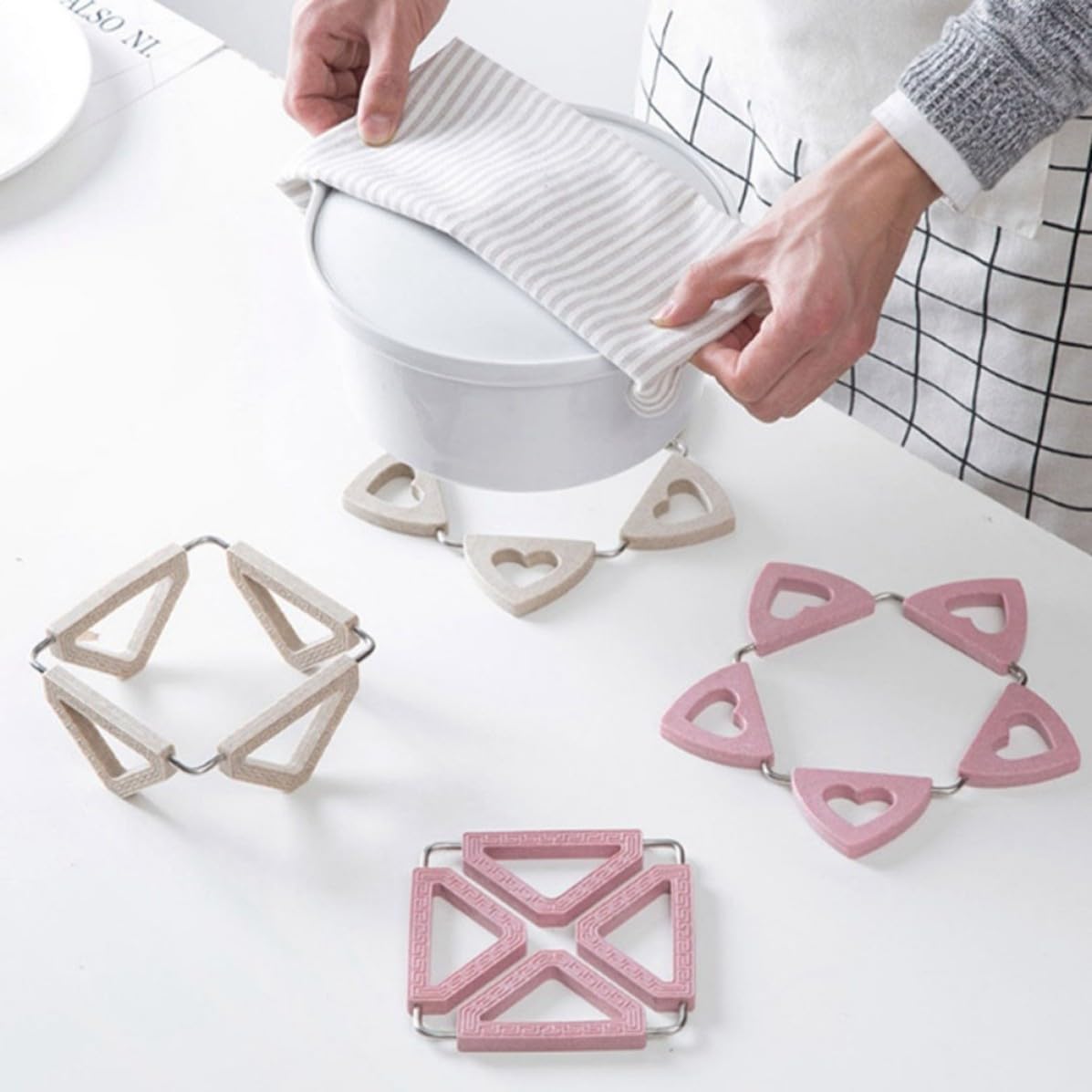 Folding Heat Resistant Mat for Pots, Dishes, and Bowls