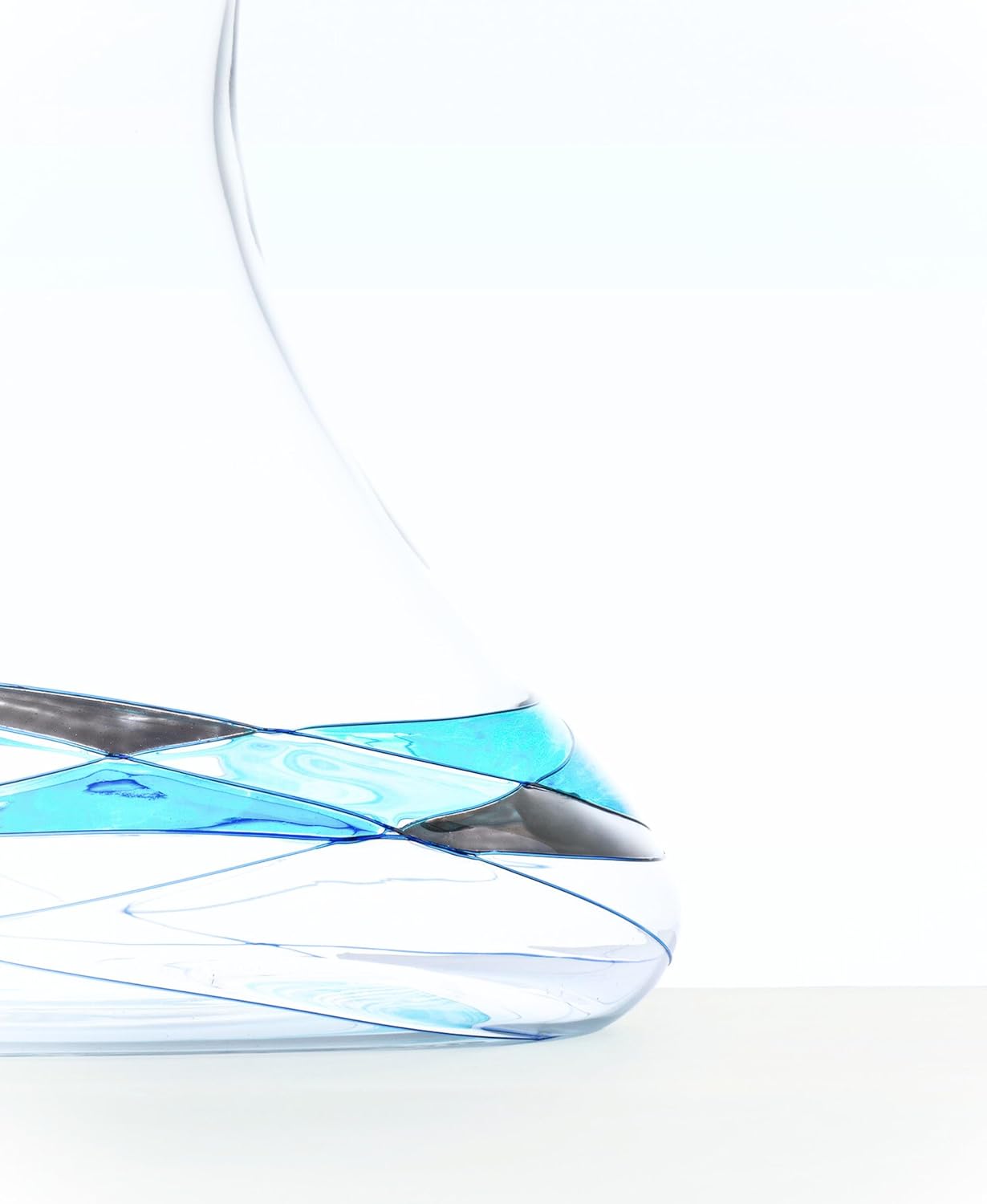 Victoria Barcelona Wine Decanter 55 OZ – Turquoise Sea Edition | Hand-Painted & Mouth-Blown Glass | Inspired by Gaudí & Murano Artistry | Ideal Gift for Wine Lovers & Special Occasions