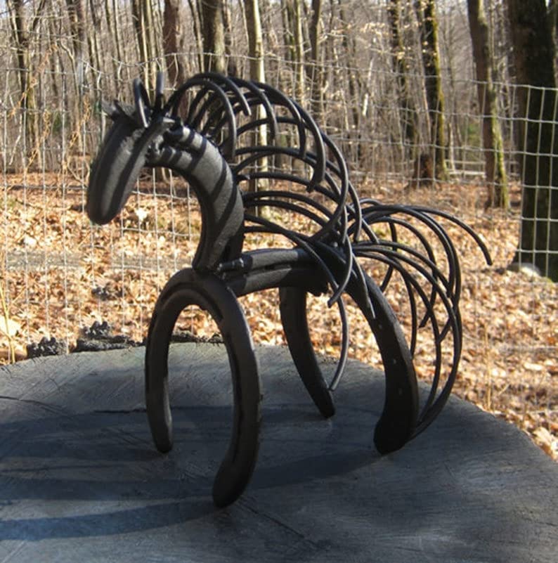 TEEWALHorse Statues, Horseshoe Decor, Horseshoe Art, Horse Gift, Equestrian Gift, Horse Decor, Horse Sculpture, Horse Shoe Art