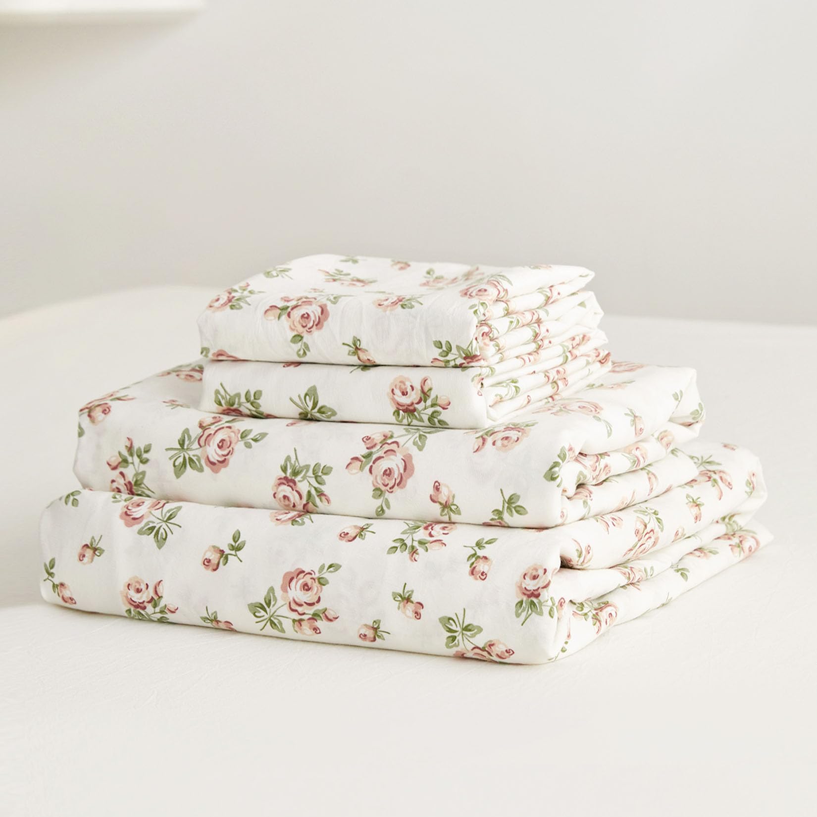 Wake In Cloud - Shabby Chic Bed Sheets, 4-Piece Sheet Set, Floral Flower Rose Pattern Printed Coquette Cottagecore Vintage Aesthetic Bedding, Deep Pocket, Light Beige, Full Size