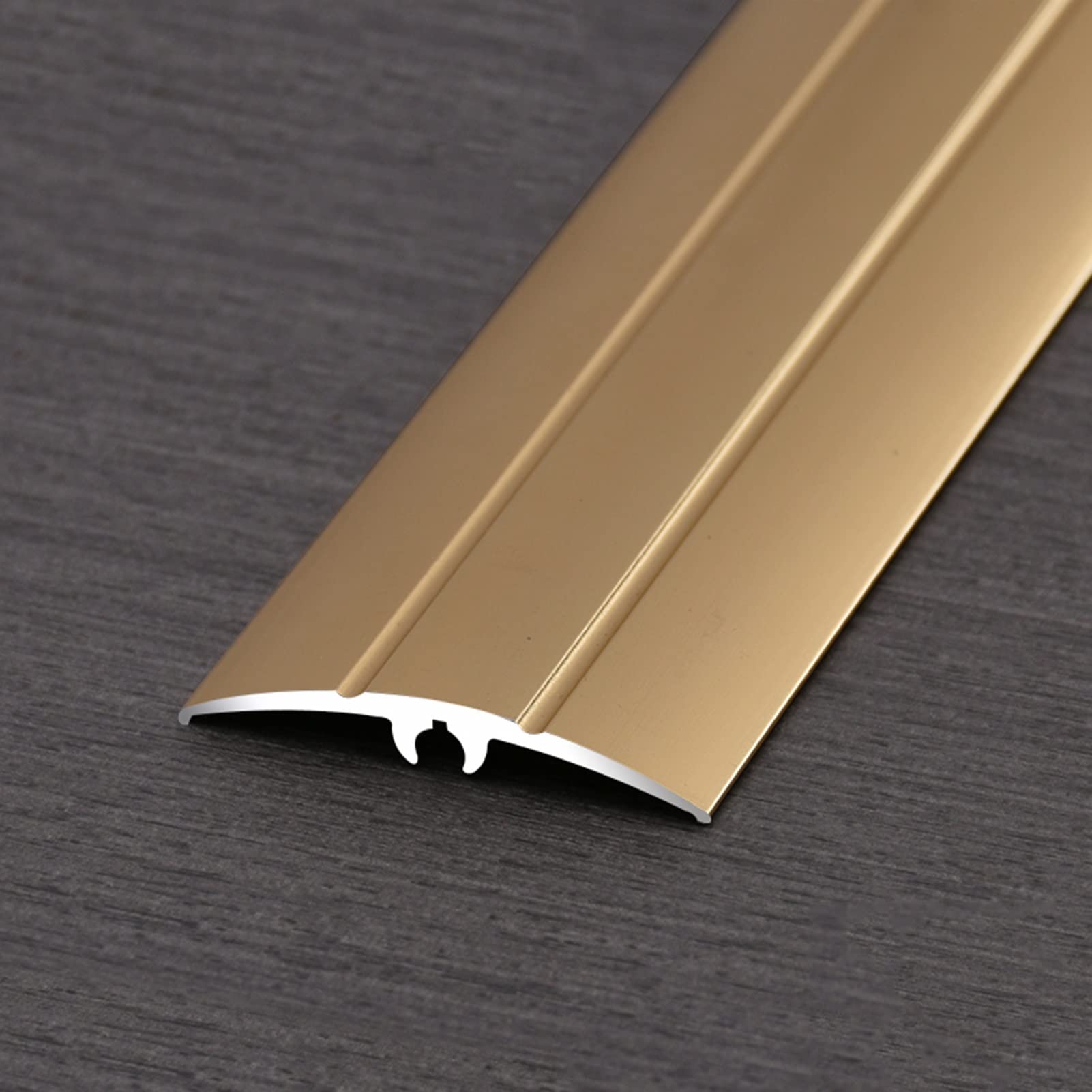 Couvre-joint de sol 4cm pour éliminer les espaces vides entre parquet et moquette
