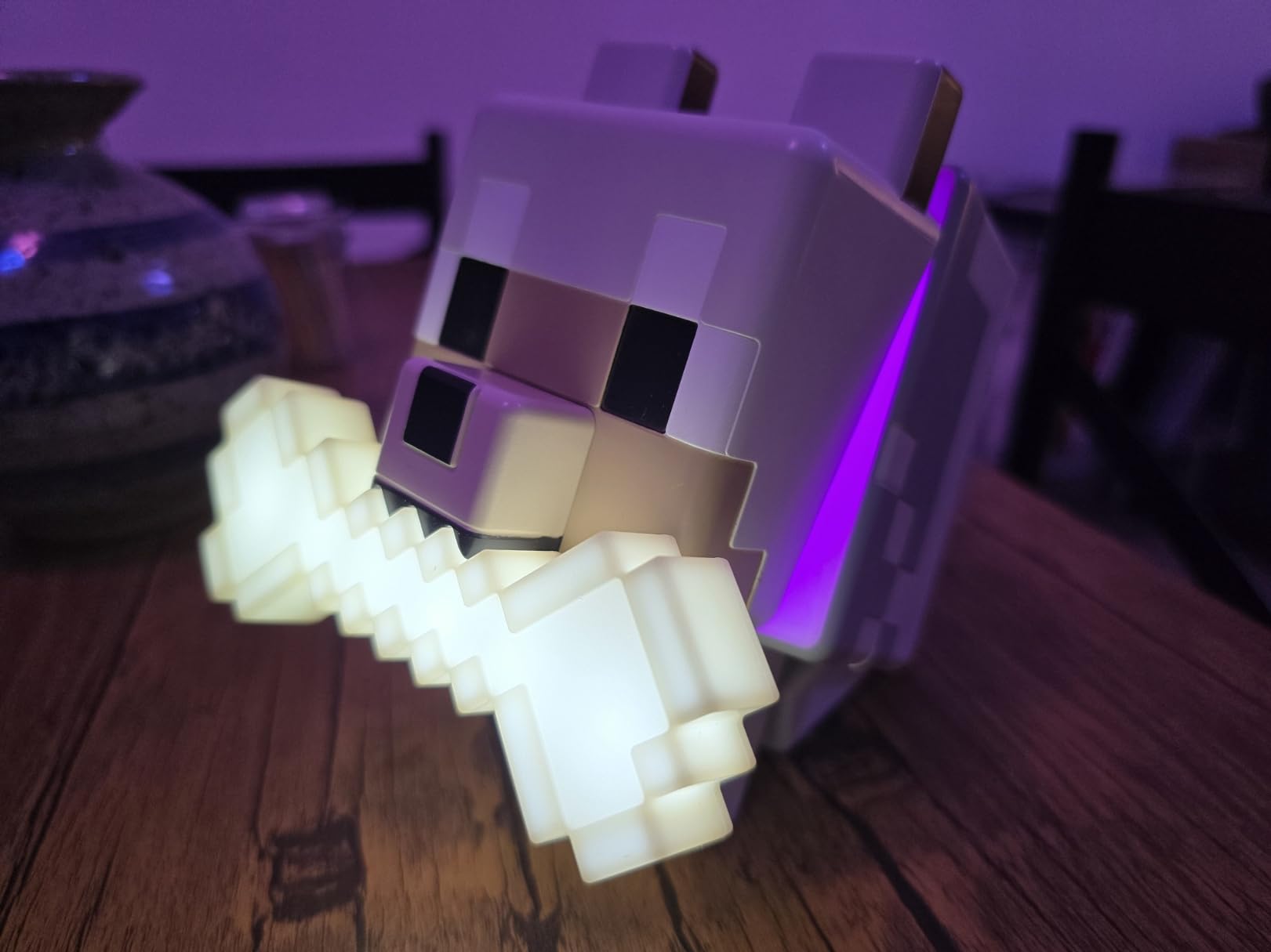 MC Pixel Wolf Buddies Night Light-Changing Lamp photo review