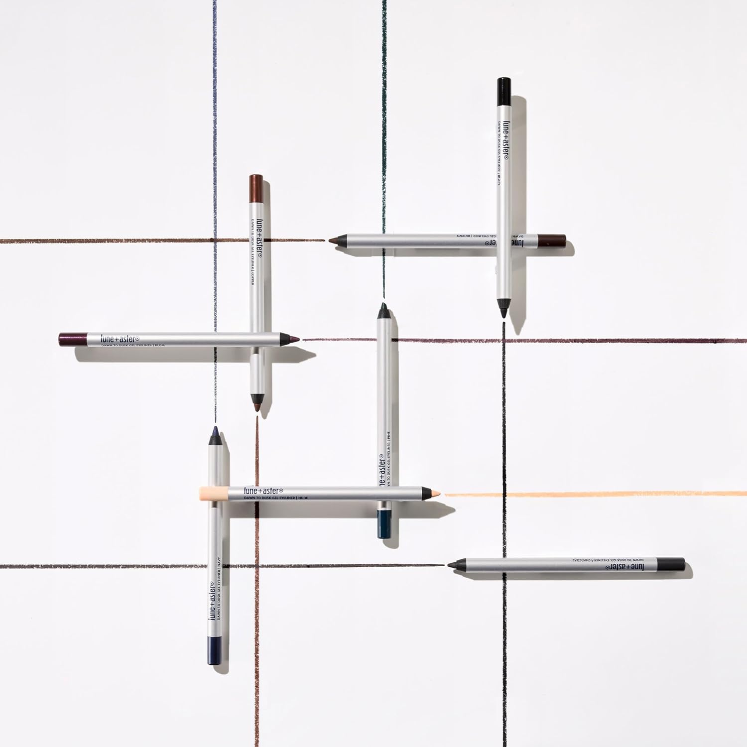 Lune+Aster Dawn To Dusk Gel Eyeliner | 14-Hour Long-Wear Featherlight Gel Eyeliner - Image 5