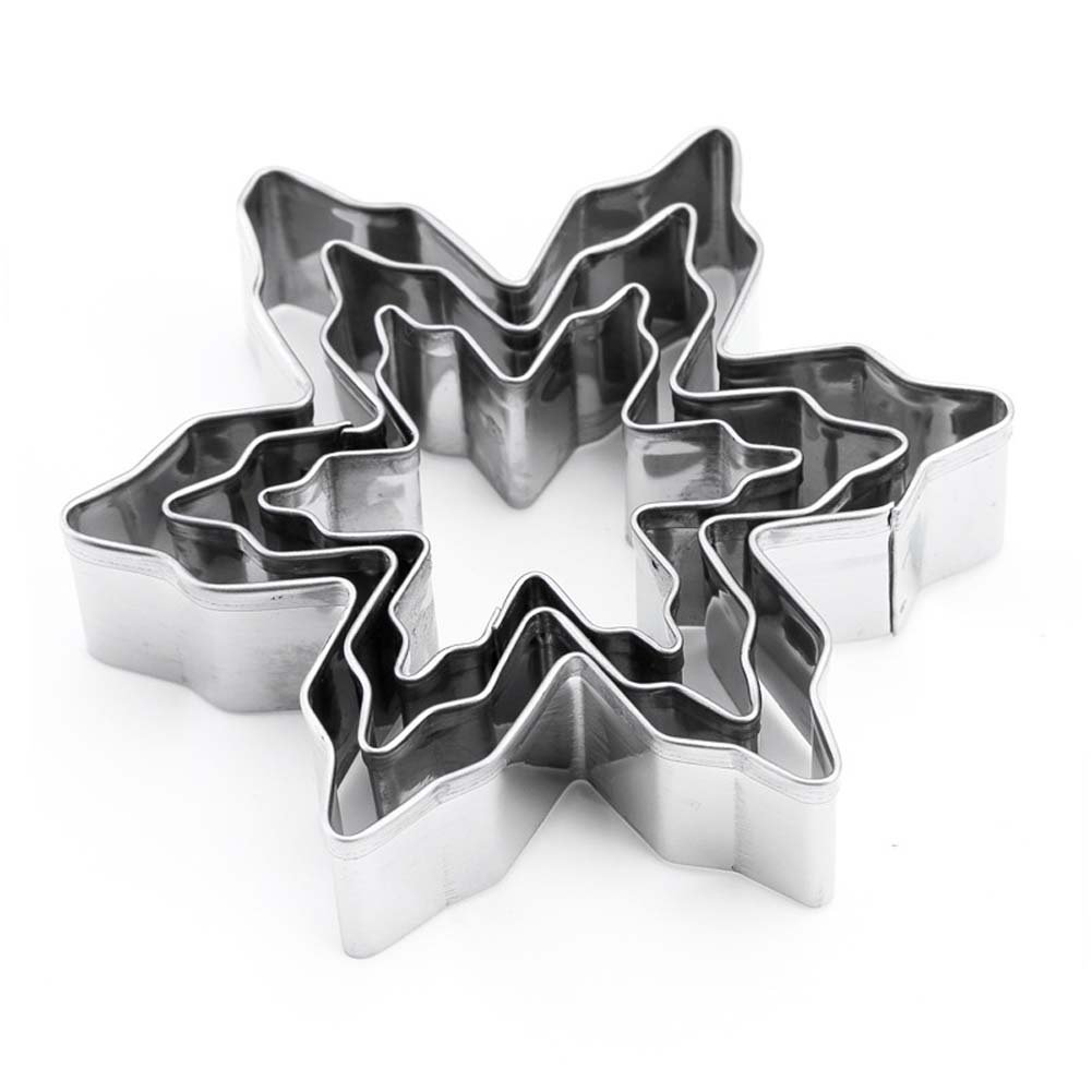 LRZCGB Snowflake Cookie Cutter Set,3 Pieces Snow Shape Cutter Christmas Stainless Steel Baking Tool(Snowflake)