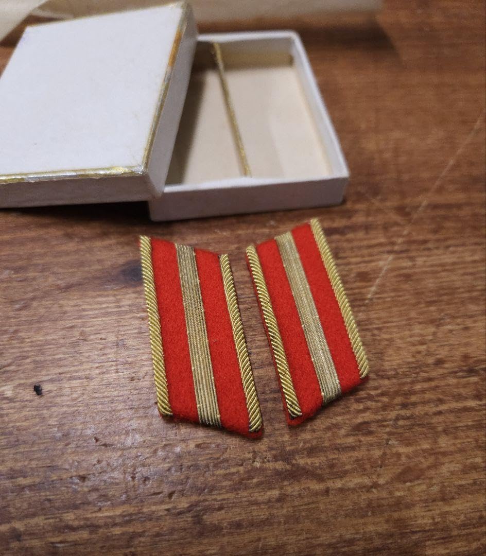 当時物 九八式「准尉」襟章 箱付き 階級章 大日本帝国 日本陸軍 軍隊 Amazon.co.jp: 当時物 九八式「准尉」襟章 箱付き 階級章 大日本
