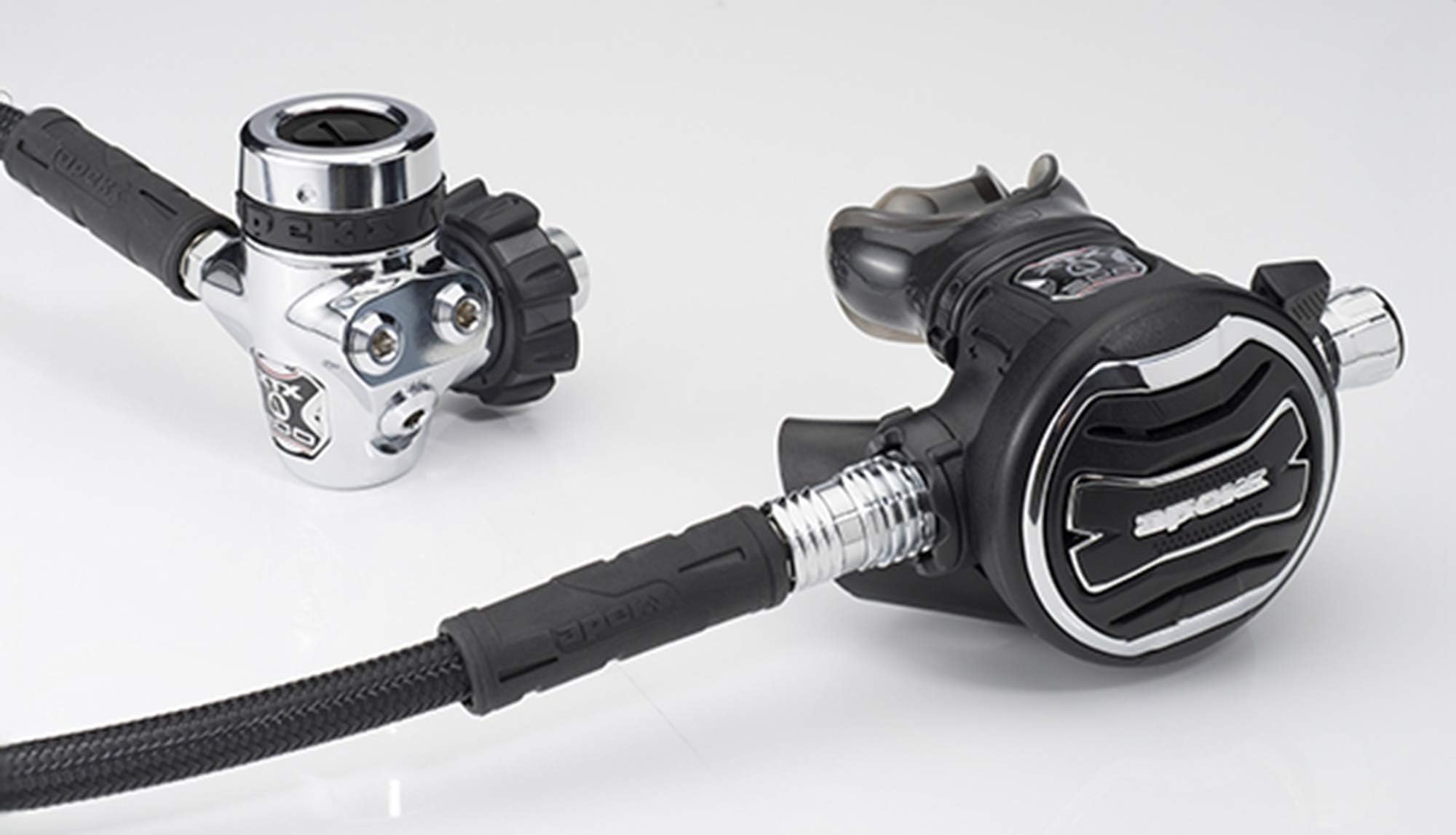 Amazon | Apeks XTX 200 Yoke Scuba Diving Regulator by Apeks 