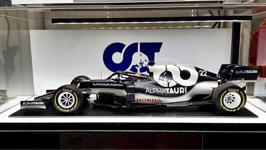 アルファタウリ　角田裕樹　spark 1/18 ミニカー　アクリルケース付 Amazon.co.jp: アルファタウリ 角田裕樹 spark 1／18 ミニカー