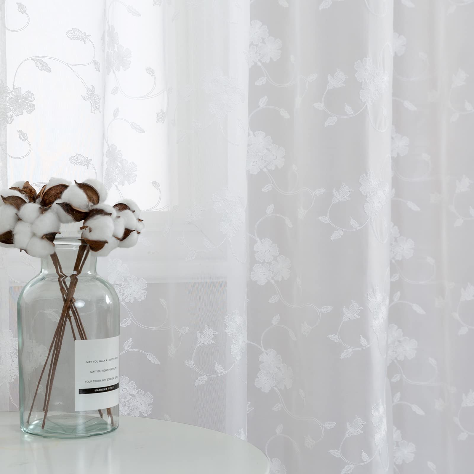 TOPICK Rideau Voilage de Fenetre Draperie Intérieur Blanc 140Lx225Hcm, Draperie Translucides à Passe Tringle, Décoration d'Interieure Moderne pour Salon Chambre Cuisine ​Lot de 2