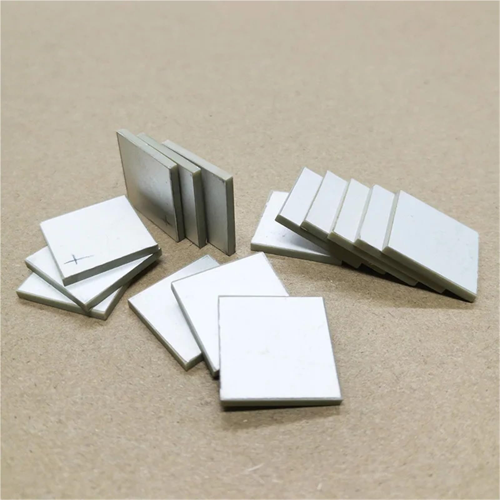 Kwadratowy piezoelektryczny ceramiczny prostokątny piezoelektryczny MHZ
