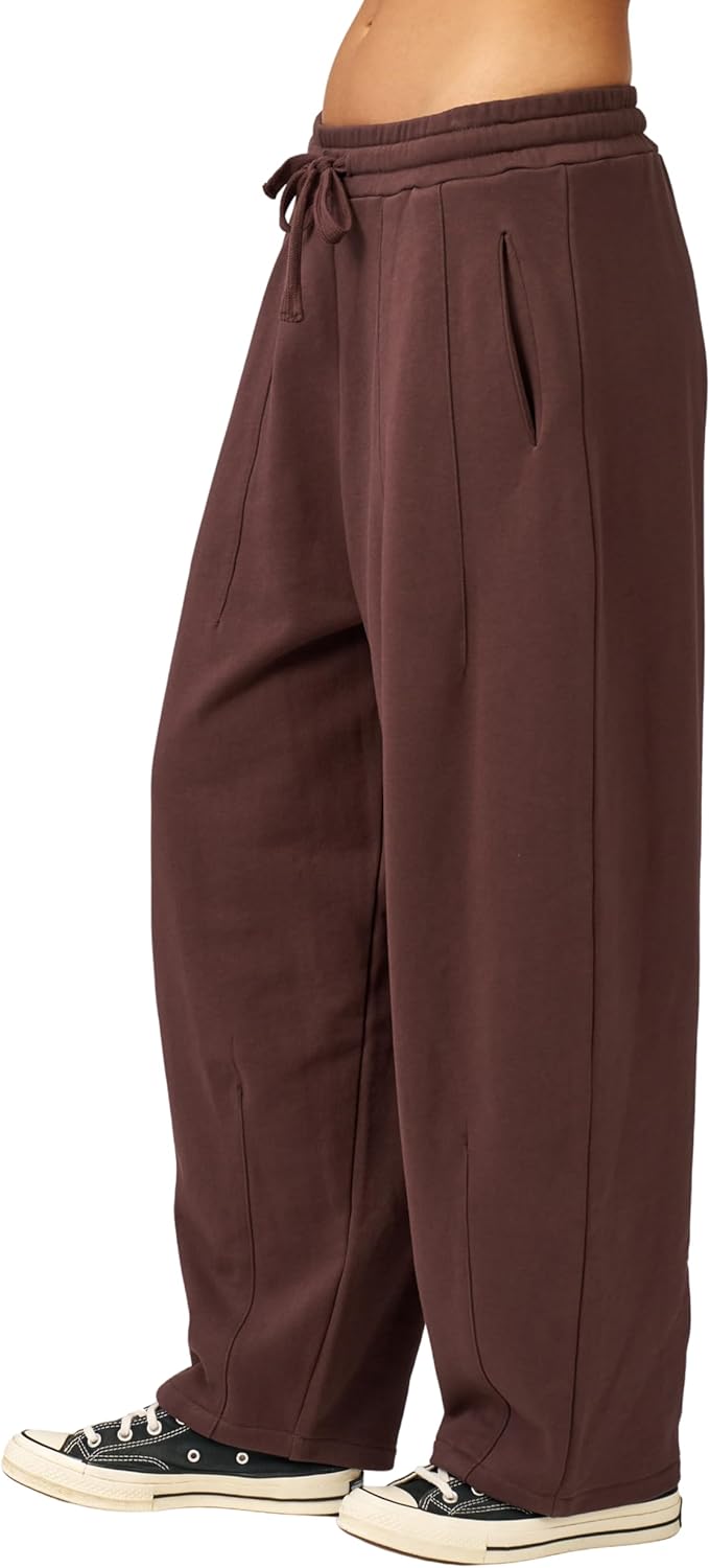 Gottex Beach Life Cozy Coast Airport Sweatpants - Princess Seam Front Leg Detail, Side Pockets, Elastic Drawstring Waist