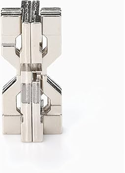 ハナヤマ キャストパズル・はずる 85点 ＋ 他10点　壁固定ショーケース付き ハナヤマ キャストパズル・はずる 85点 ＋ 他10点 壁固定ショー