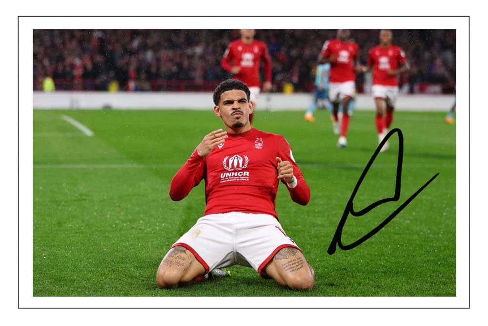 RJR PRINTS Morgan Gibbs White - Nottingham Forest Signed 12x8 Inch Montage Photo Print Pre Printed Signature Autograph Football Gift