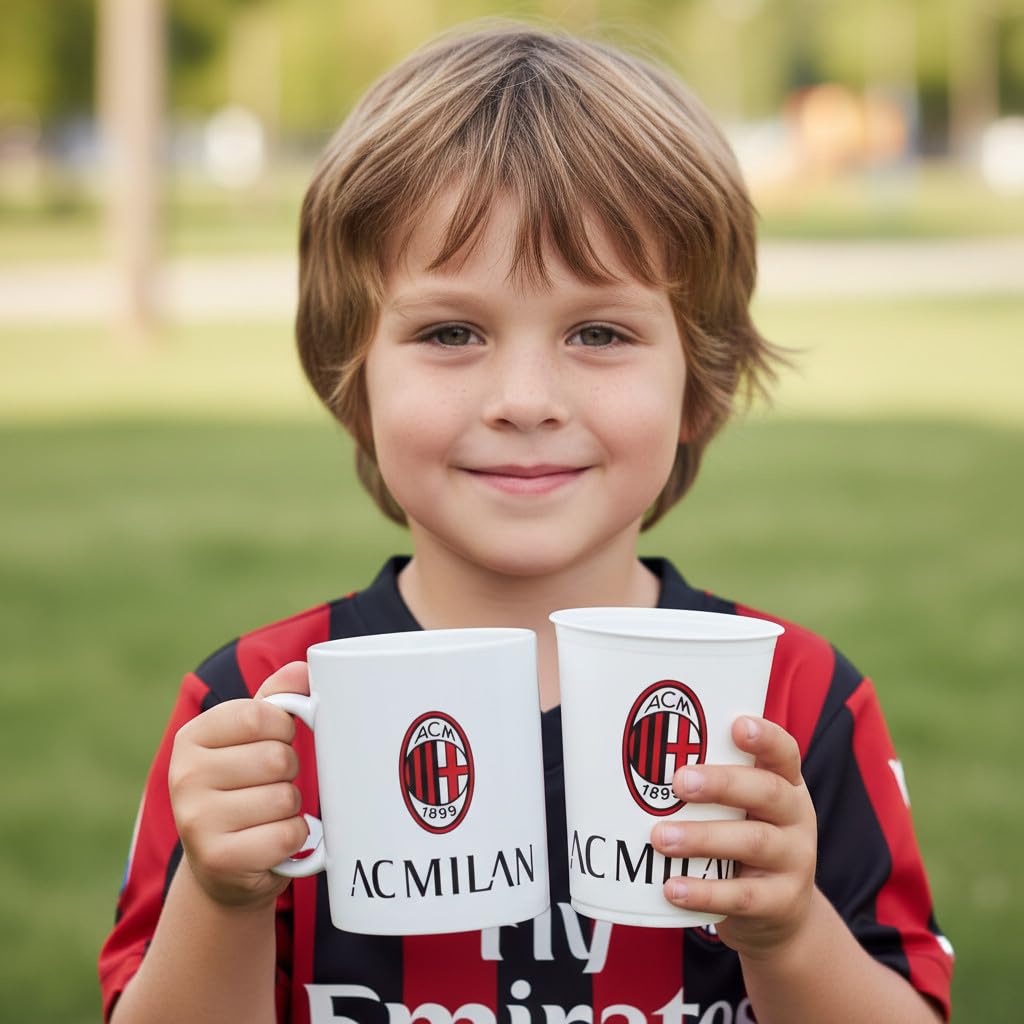 ILS I LOVE SHOPPING Set Regalo Bicchiere + Tazza in confezione regalo Tifoso Senza BPA per Ragazzi Prodotto Ufficiale (MILAN)