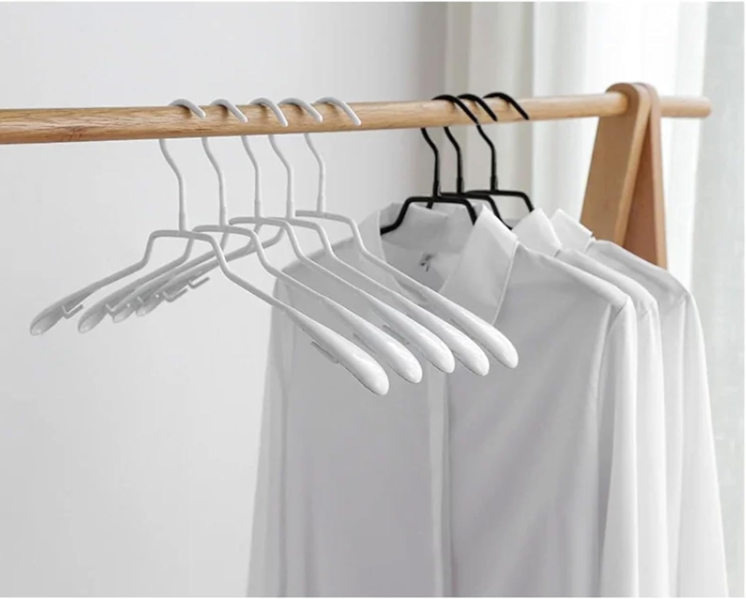 10 Pcs Wide Shoulder Hangers Suit Coat Hanger with Non Slip Hooks Clothes Racks Smooth Finish for Sweater Pants for Scarves(Black)