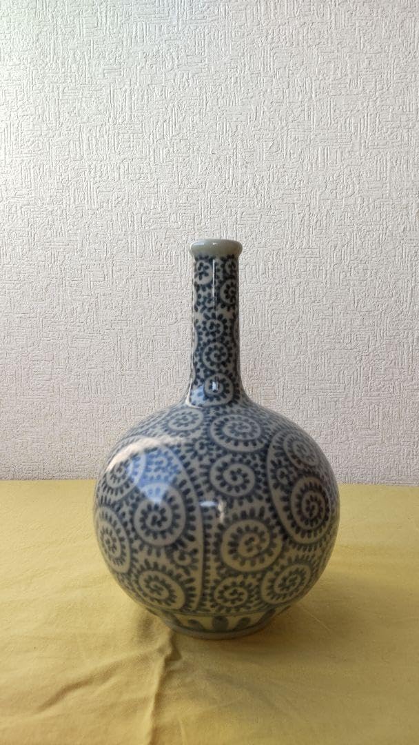 Amazon.co.jp: 円左エ門 有田焼 花瓶 蛸唐草 鶴首瓶 : ホーム＆キッチン