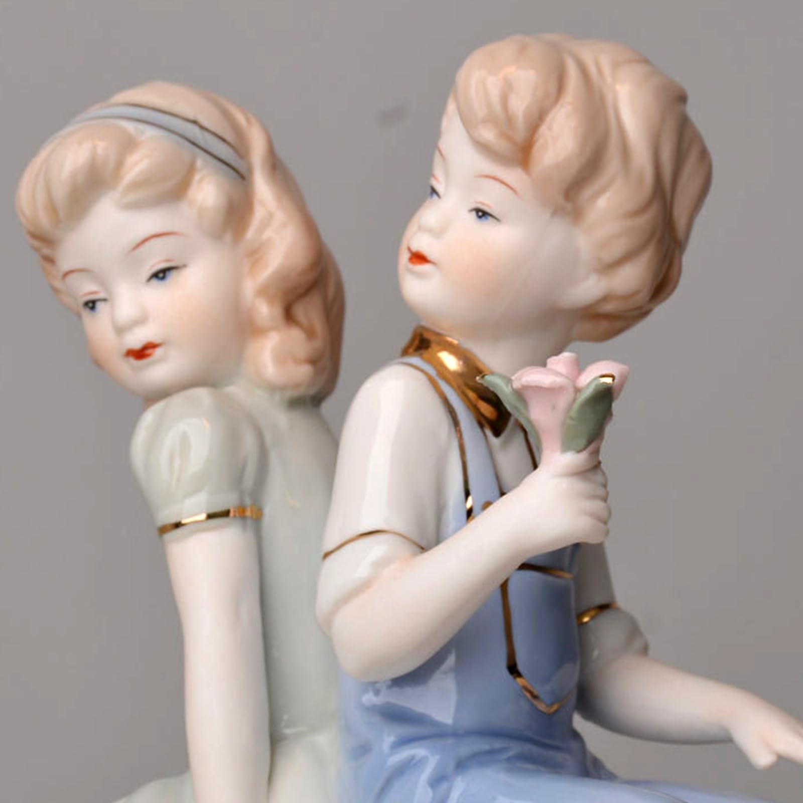 dekoracja biurka porcelanowe posągi chłopca dziewczynki ceramiczne figurki dla par rzeźba kwiatowa, ceramika wystrój domu, figurka artystyczna dekoracje biurkowe, kolekcjonerskie świetne rękodzieło