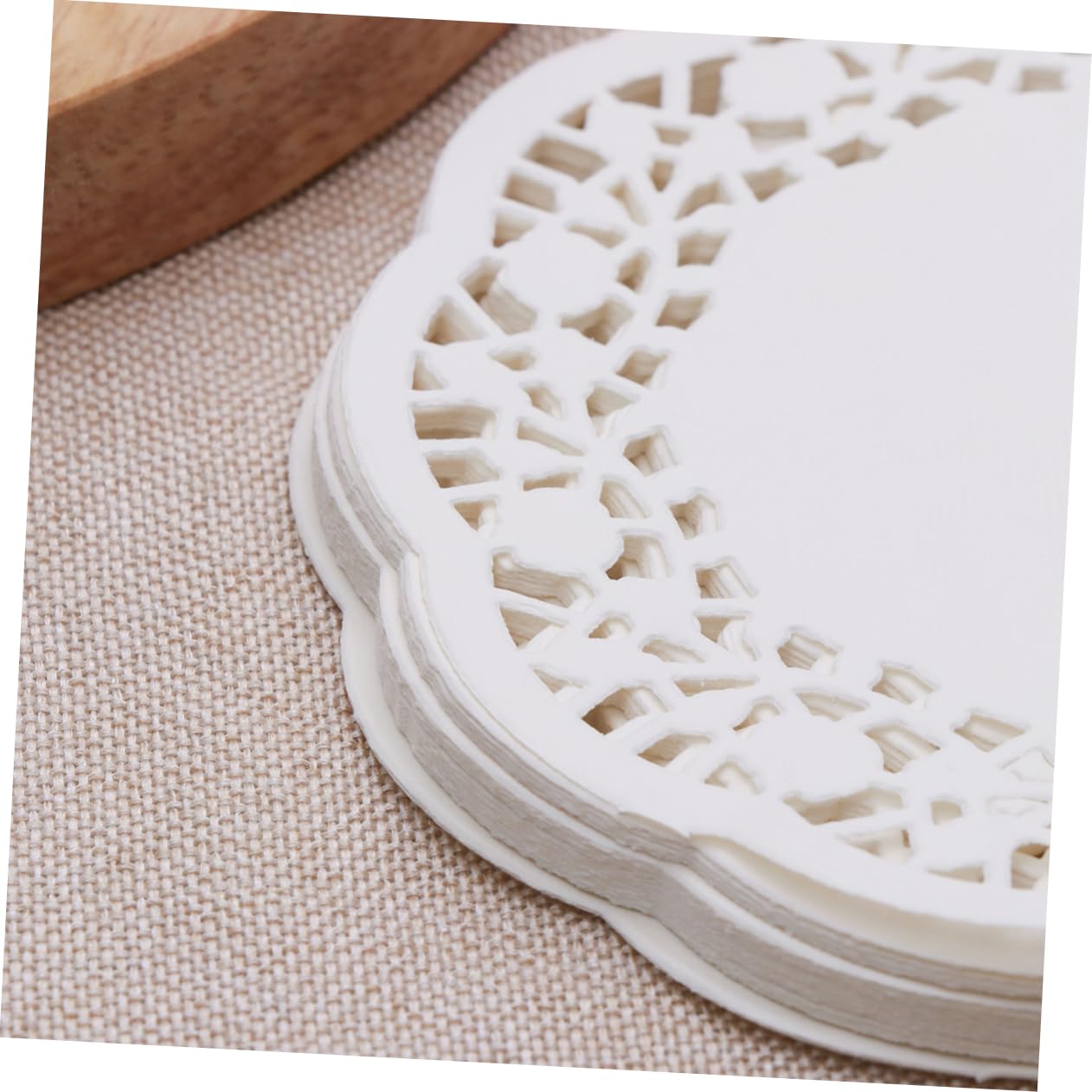 Carta Per Torte In Pizzo - 100 Centrini Assorbenti Da 7,5 Pollici Per Decorazioni, Bar, Casa, Feste E Matrimoni