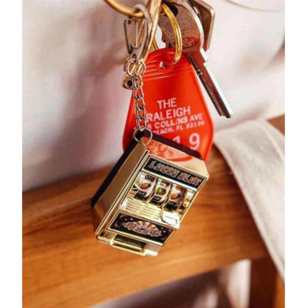 Amazon.co.jp: スロット キーホルダー ミニチュア パチンコ おもしろ