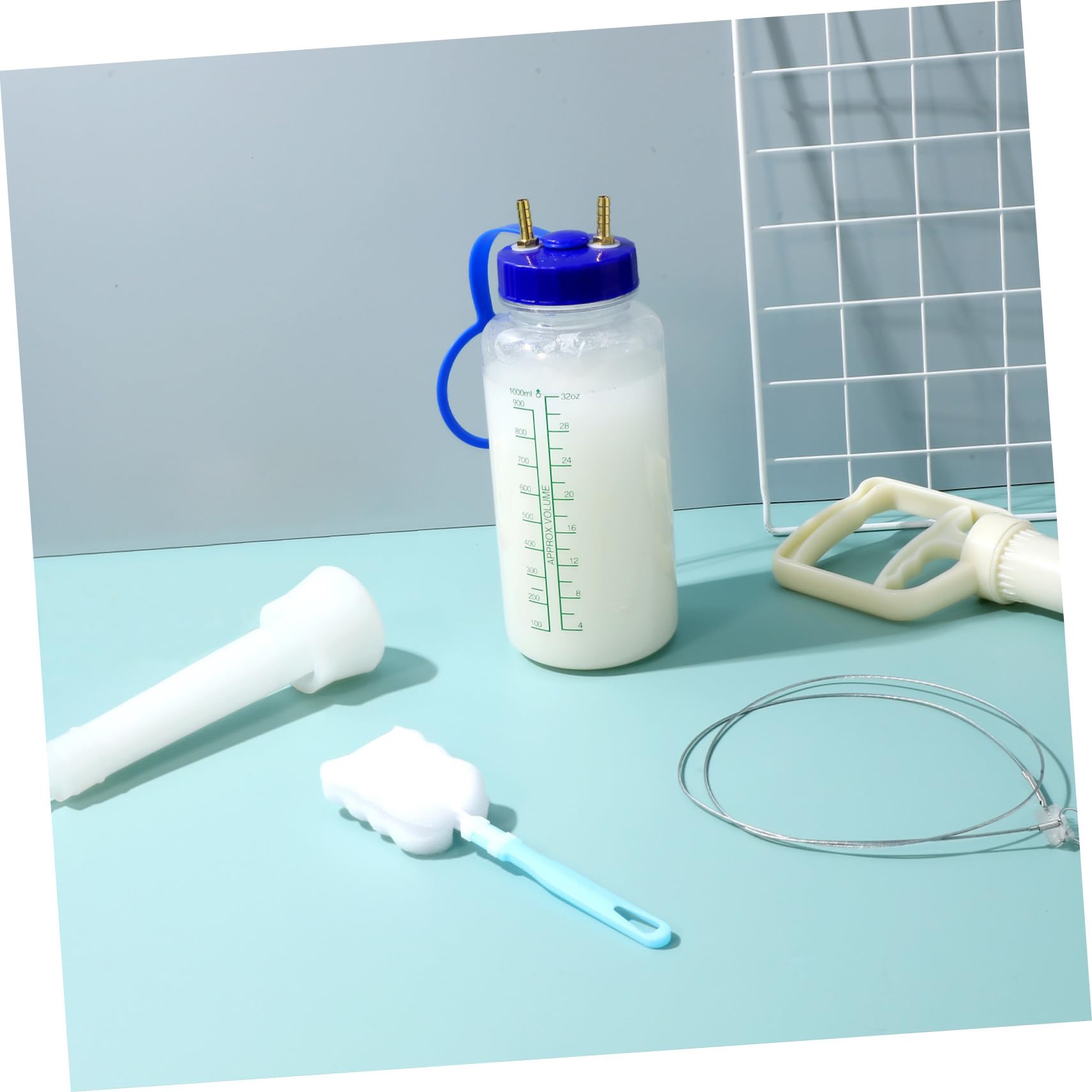 Toyvian Mungitrice Facile per Pecore in Plastica Bovini Manuale Pulire da Trasportare Set Completo Spazzola per Pulizia e Bottiglia per Fattorie e Case Lattee