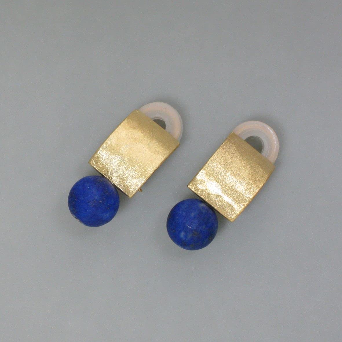 Ohrclips, Lapislazuli und vergoldetes Silber