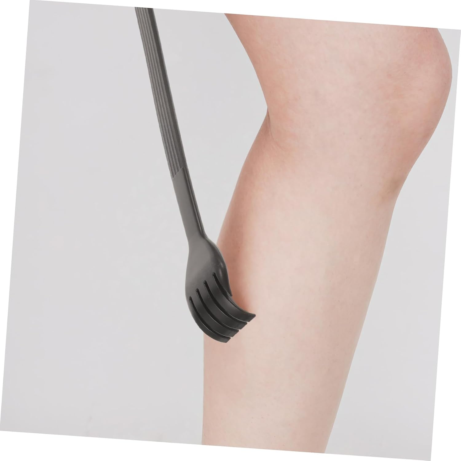 Portable Plastic Back Scratcher for Men Women Lightweight Handheld Itch Relief Tool Smooth Design for Reach Areas Practical Body Massager for Comfortable Skin Care
